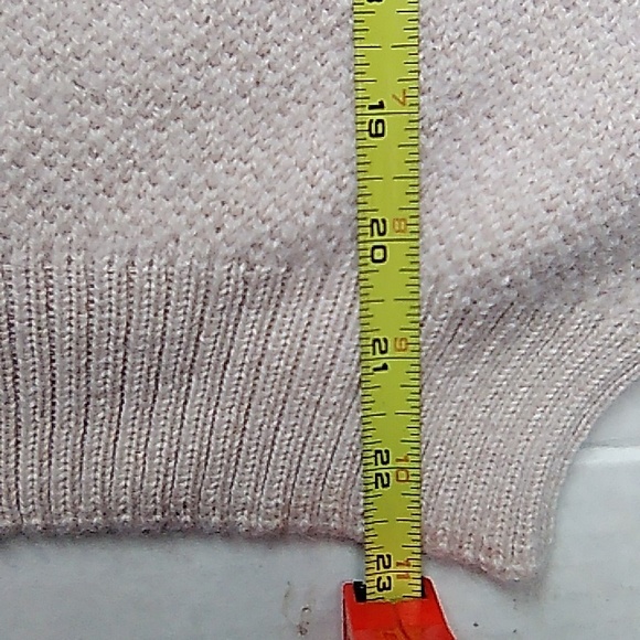 Peruvian Connection sweater - Picture 17 of 17